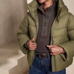 Banana Republic Short Hooded Puffer XSP Olive Green Like New